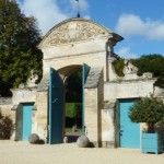 entrance Entrance to Chateau de Brecy