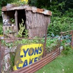 The fence uses old signs, rusted bed springs and other old bits of metal - this type of detailing gives the garden authenticity