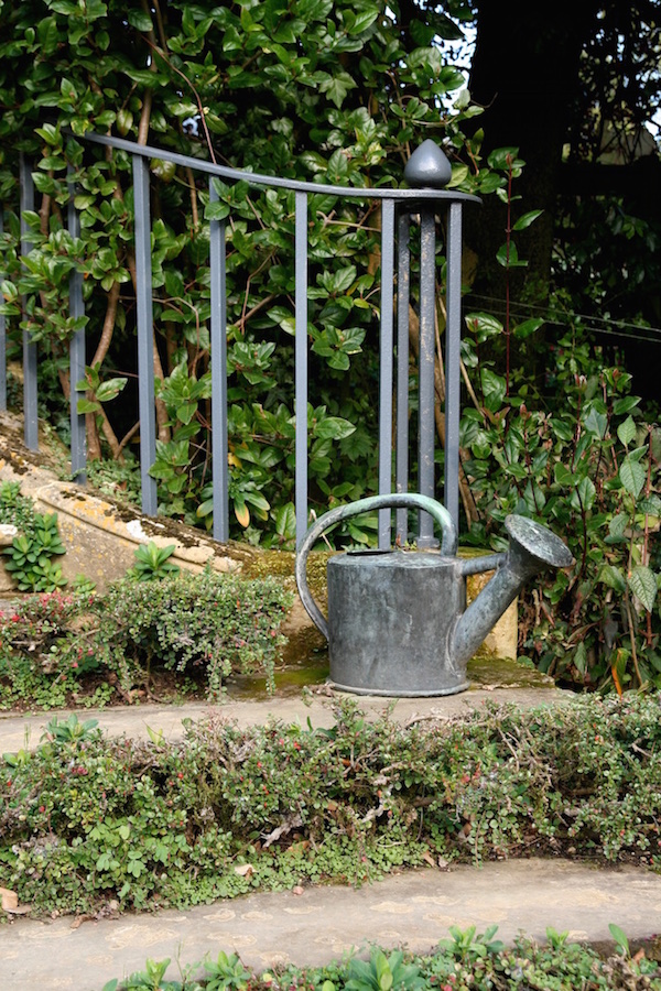 Zinc watering can, Hidcote
