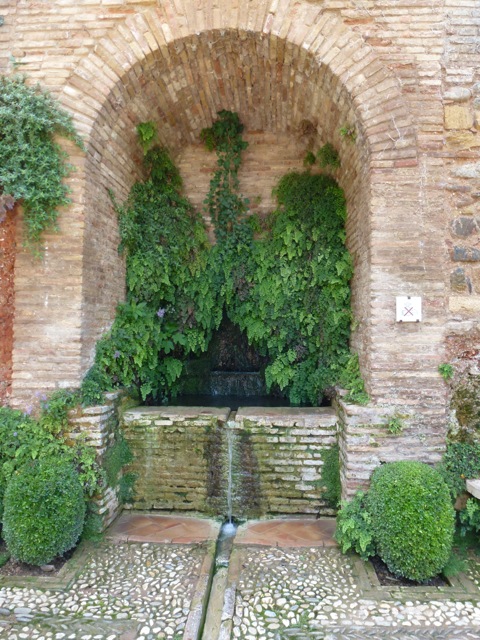 Stone arch at the Alhambra
