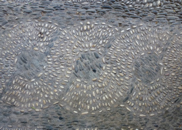 pattern in cobbles